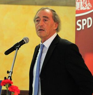 Bezirksvorsitzender Franz Schindler